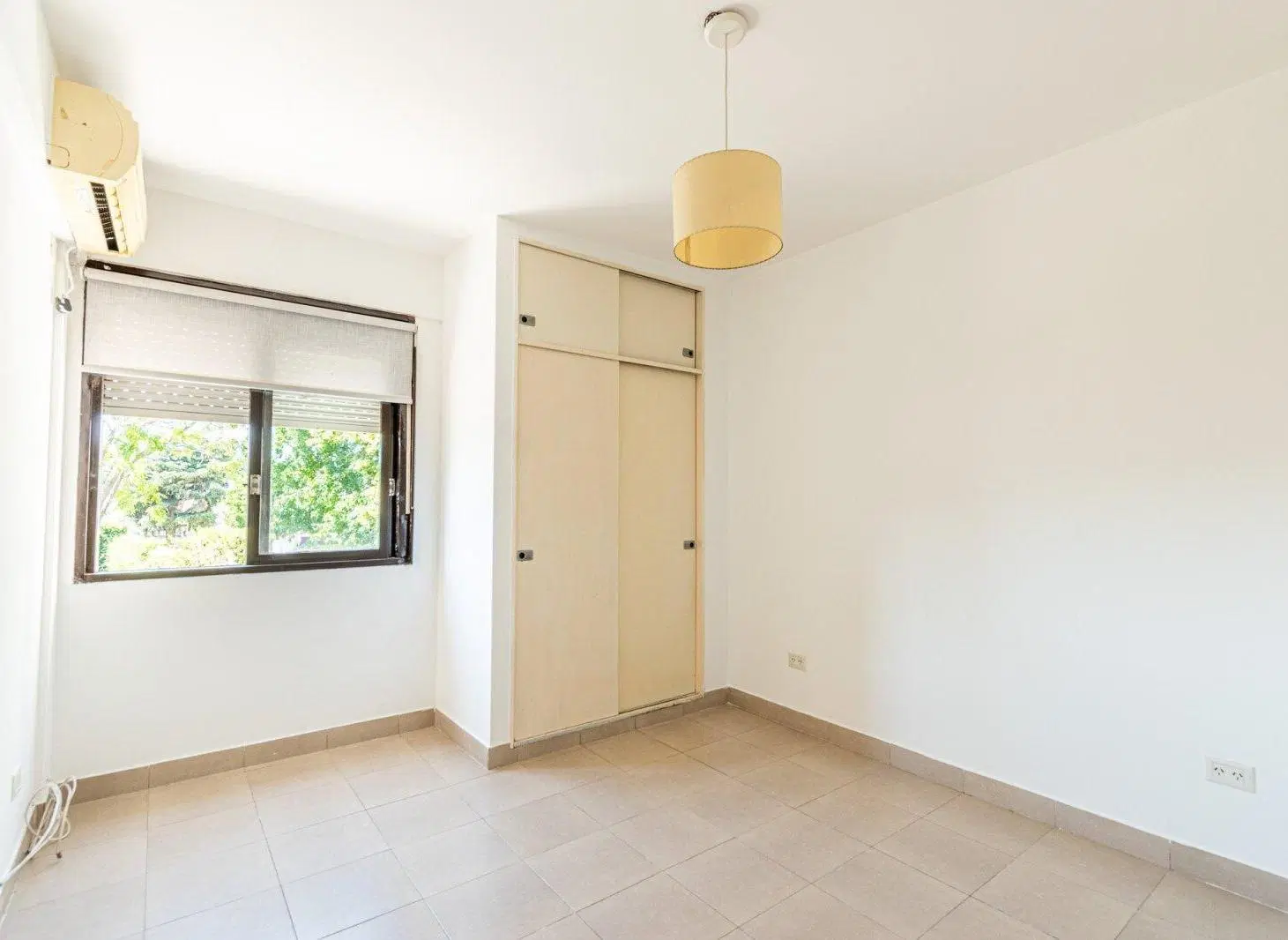 VENTA DEPARTAMENTO SAN ISIDRO 3 AMB CON COCHERA 4