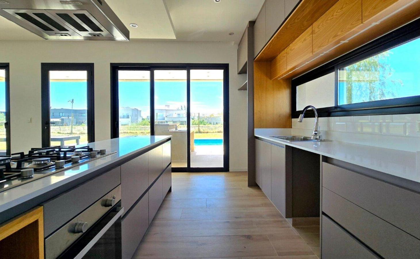 Foto de VENTA CASA BARRIO VISTAS PUERTOS ESCOBAR, imagen 3