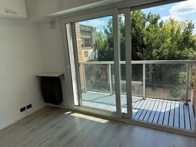 Alquiler dpto.2/3 amb San Isidro  centro USO PROFESIONAL o RESIDENCIAL con cochera 5