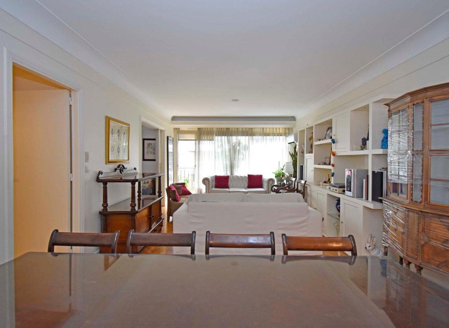 Foto de Venta Semipiso en Belgrano. 4 ambientes c/ Baulera y Cochera. APTO, imagen 4