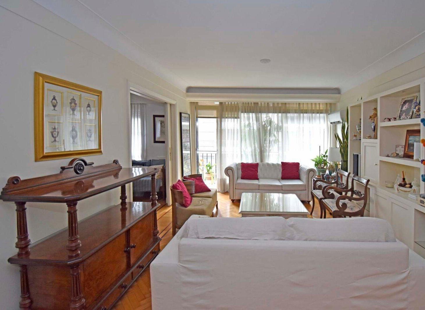 Foto de Venta Semipiso en Belgrano. 4 ambientes c/ Baulera y Cochera. APTO, imagen 3