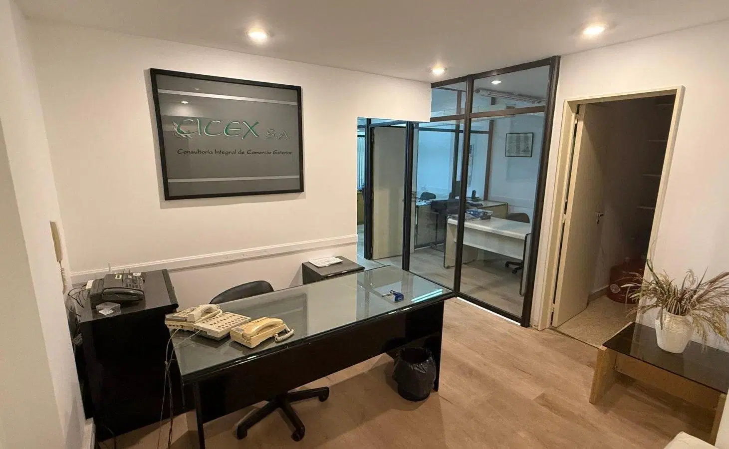 Oficina en venta en Monserrat 2