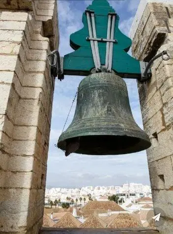 Venta  / Casa a refaccionar / Campana Centro / Con o sin Renta 4