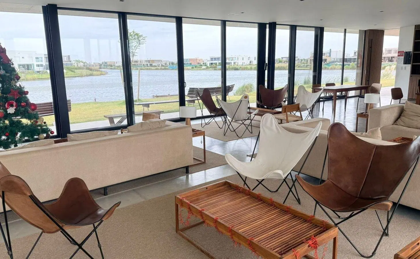 LOTE EN VENTA RIBERAS PUERTOS DEL LAGO 2