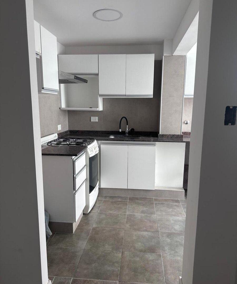 Foto de VENTA DOS Y TRES AMBIENTES SAN NICOLAS CON PATIO TODO NUEVO, imagen 3