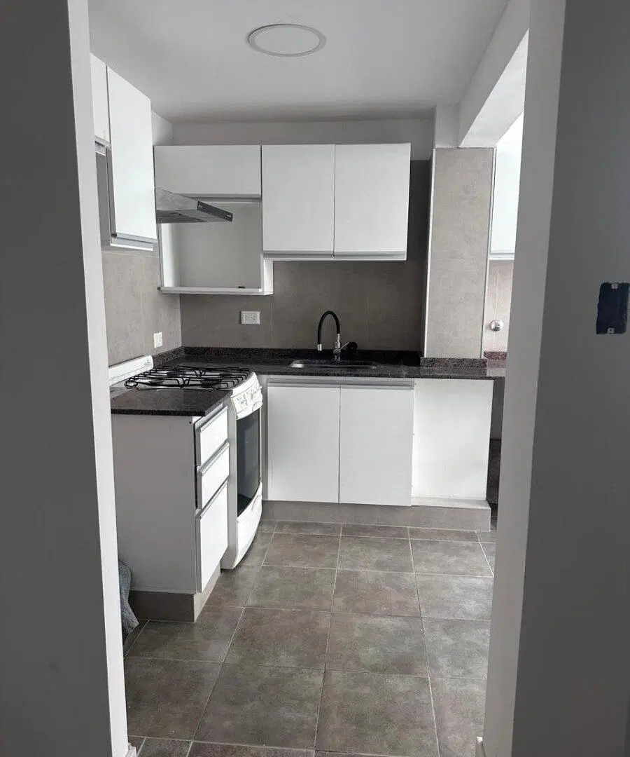 VENTA DOS  Y TRES AMBIENTES  SAN NICOLAS CON PATIO TODO NUEVO 3