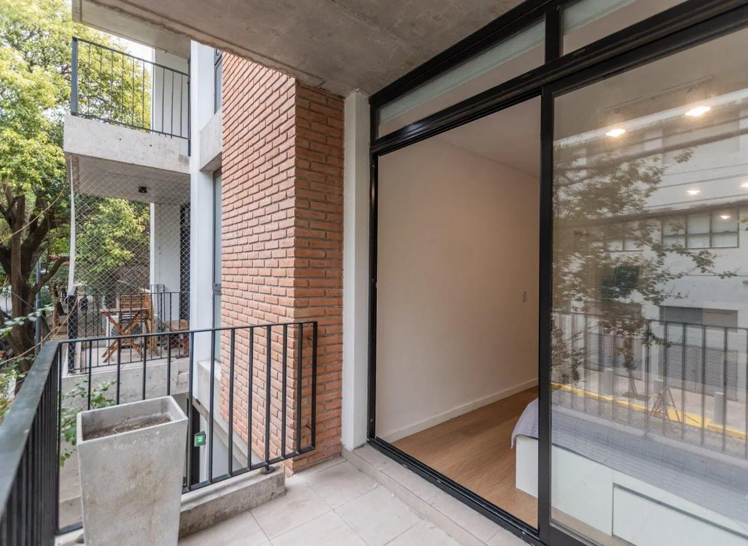 Venta Monoambiente al frente con balcón - Chacarita 4