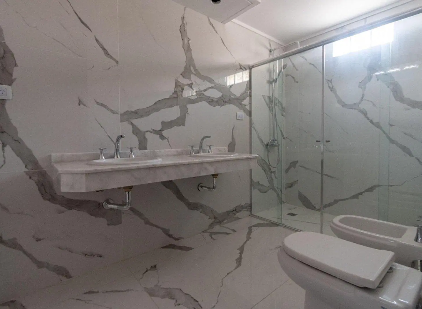 VENTA SEMIPISO 4 AMB BALCON 2 COCHERAS MATADEROS 8