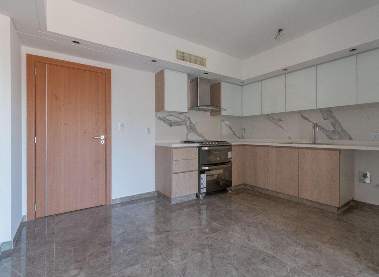 Foto de VENTA SEMIPISO 4 AMB BALCON 2 COCHERAS MATADEROS, imagen 2