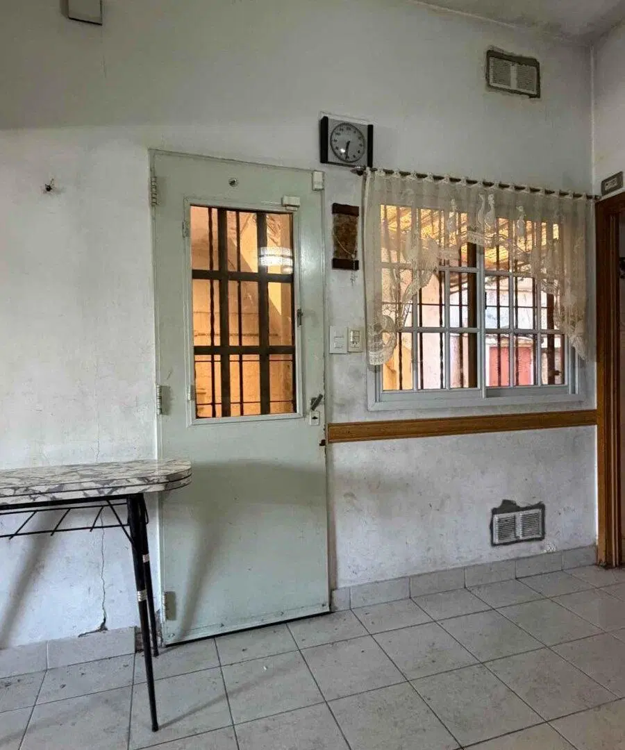 casa 3 amb a refaccionar con salida a 2 calles 4
