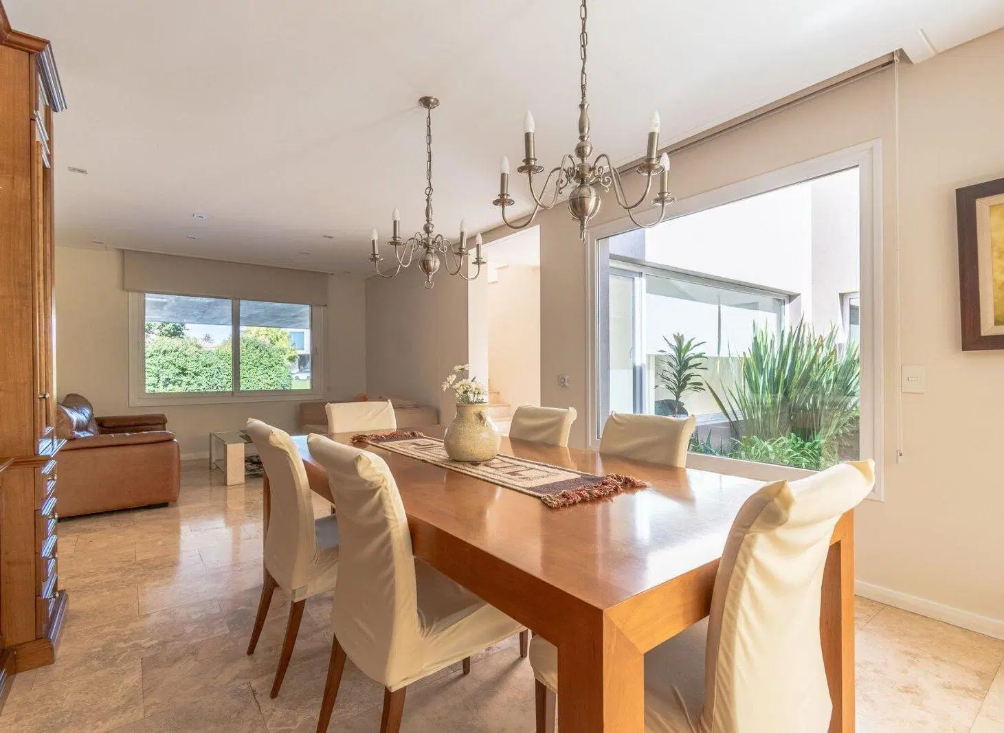 Venta Casa 6 ambientes con Pileta en Ayres Plaza 5