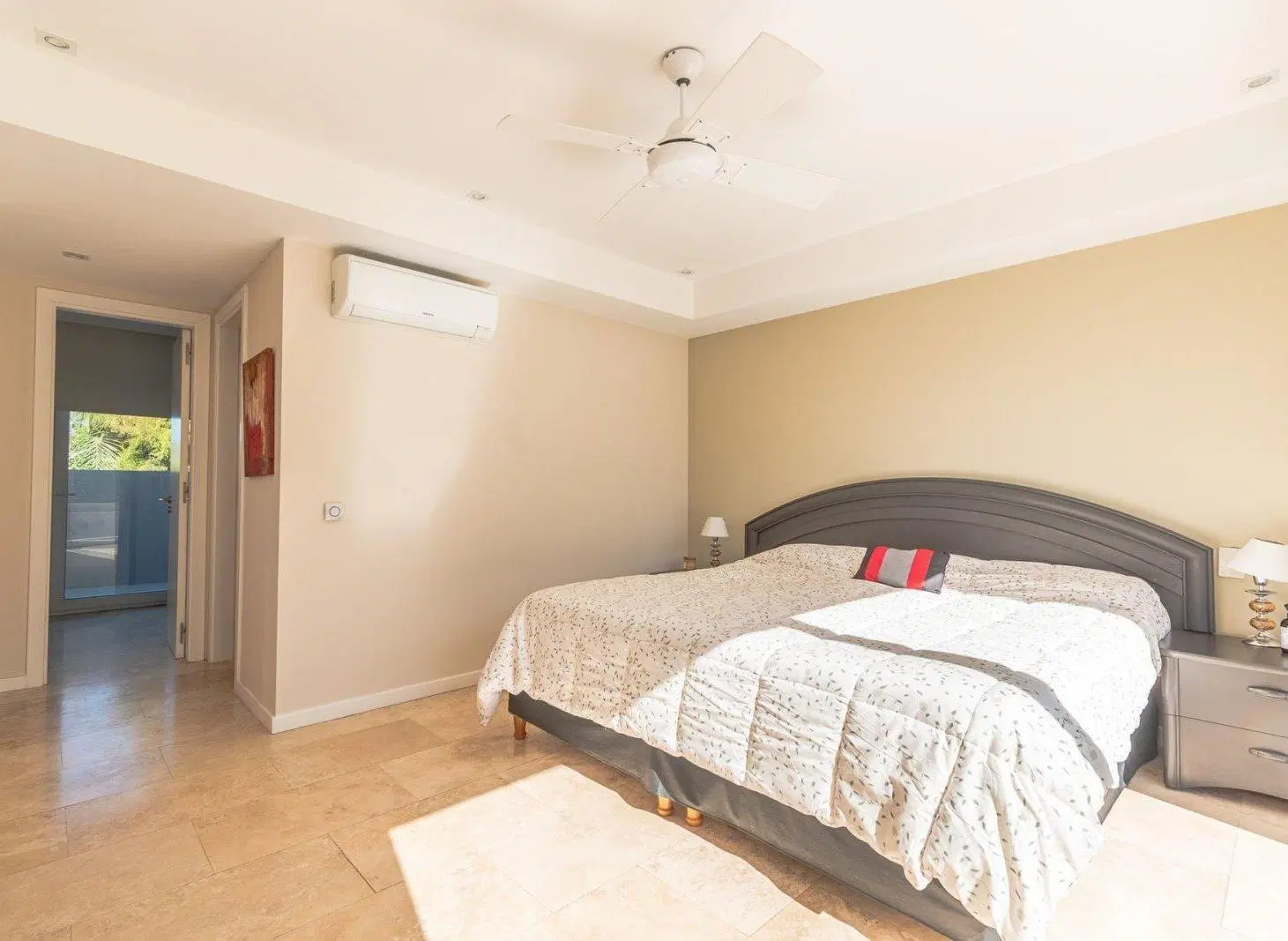 Venta Casa 6 ambientes con Pileta en Ayres Plaza 6