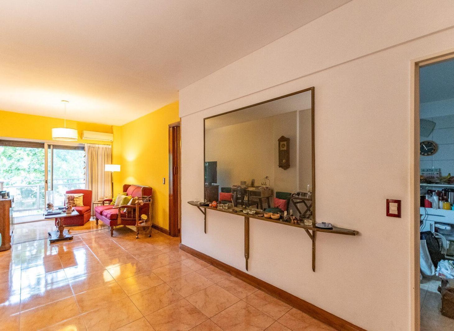 Foto de Venta Depto 4 amb al frente con balcon corrido - Villa Crespo, imagen 1