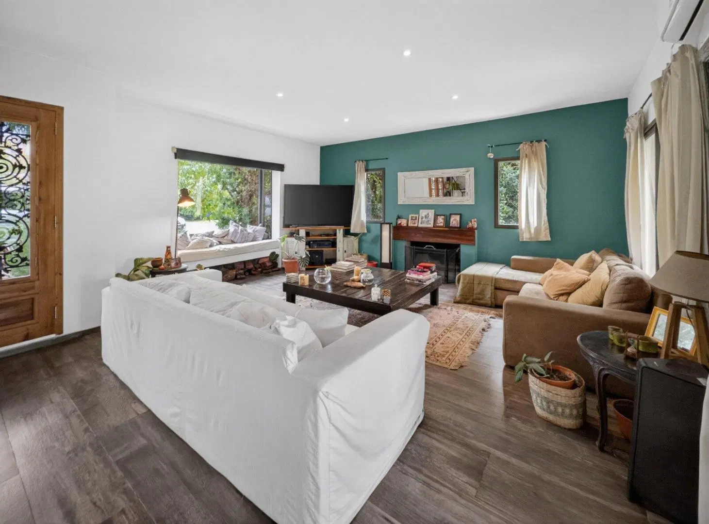 Venta Casa de 6 ambientes Barrio Las Liebres 4