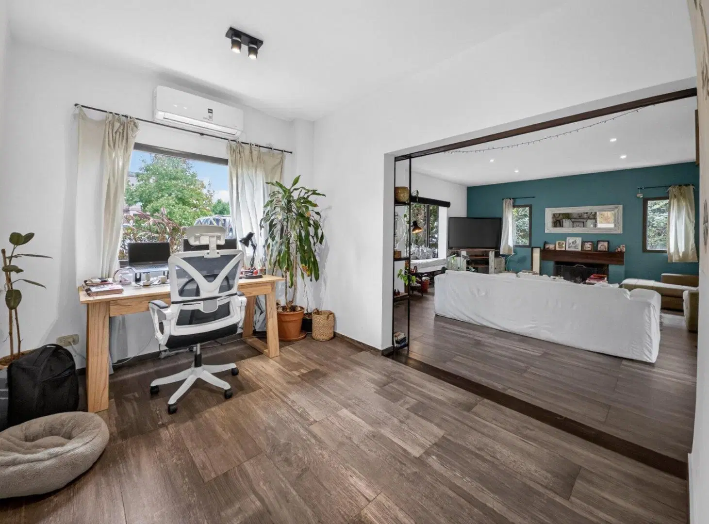 Venta Casa de 6 ambientes Barrio Las Liebres 5