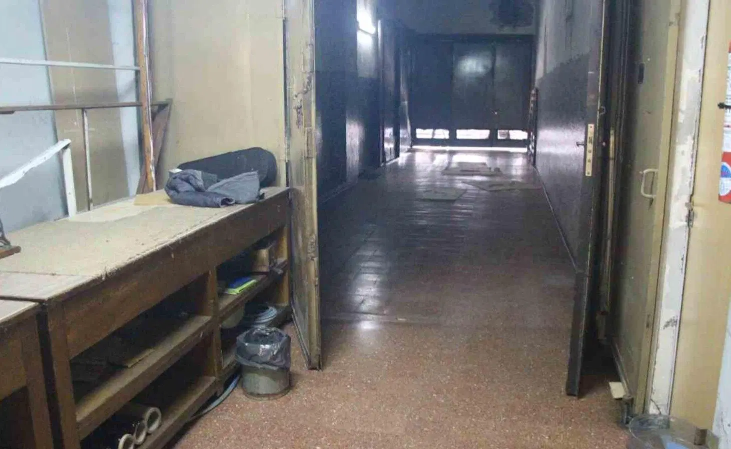 Venta PB Oficinas / Depósito 5