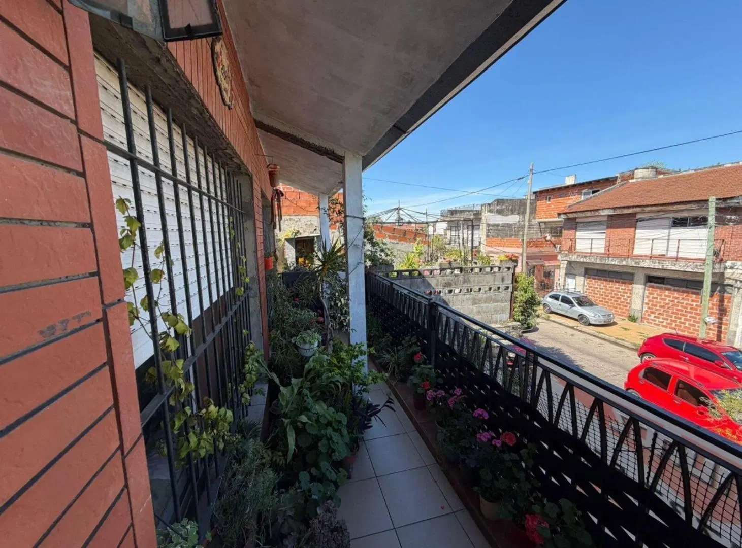 VENTA EXCELENTE CASA EN BOULOGNE DE 3 AMBIENTES 4