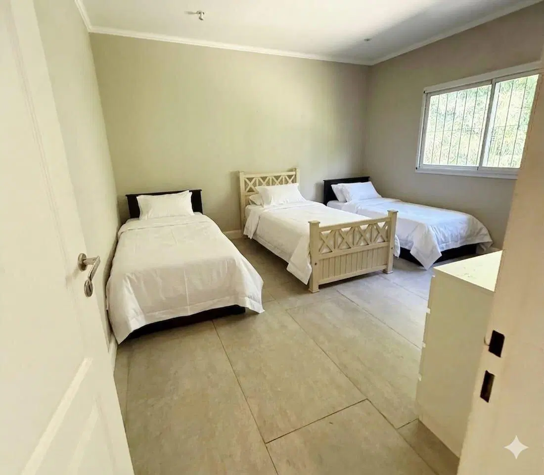 Venta Casa 6 ambientes en isla del Delta Tigre 8