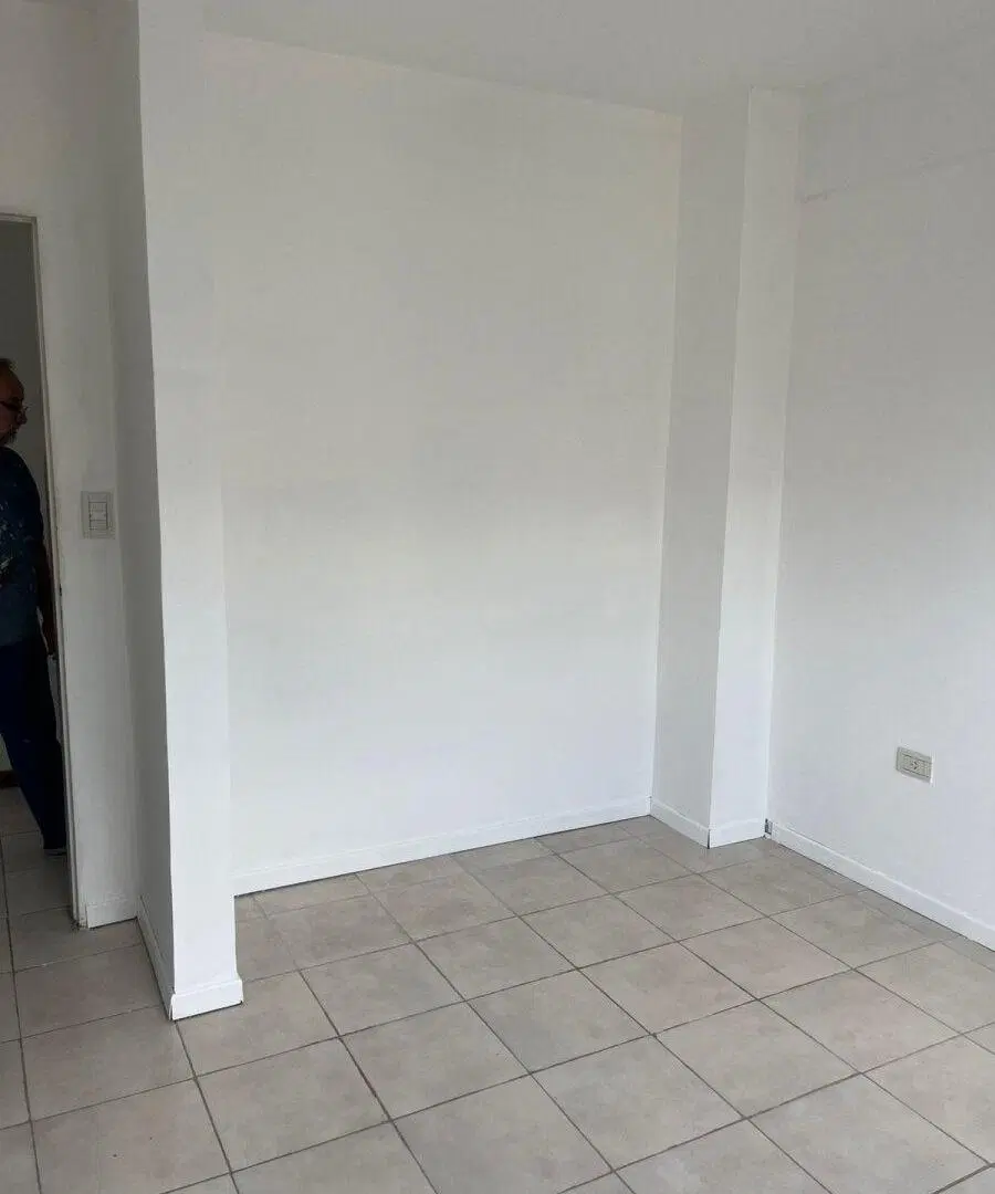 Venta departamento 3 amb Patio c/Cochera en Complejo Solares - Moreno 3