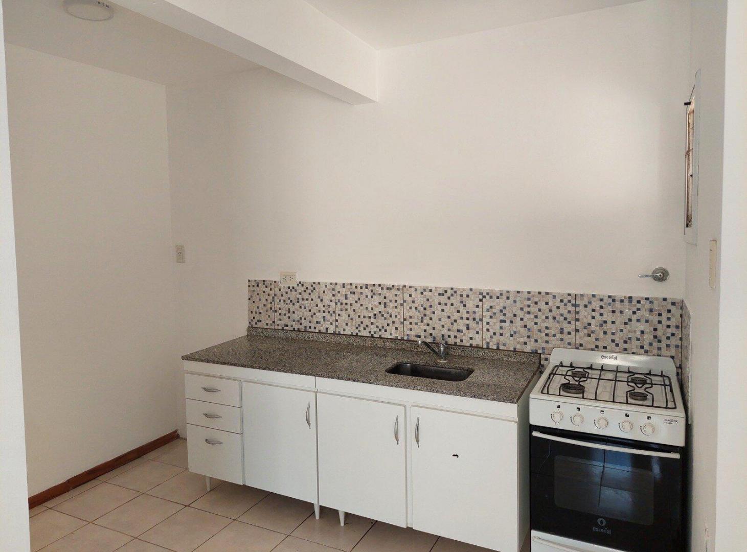 Foto de Venta departamento 3 amb Patio c/Cochera en Complejo Solares - Moreno, imagen 4