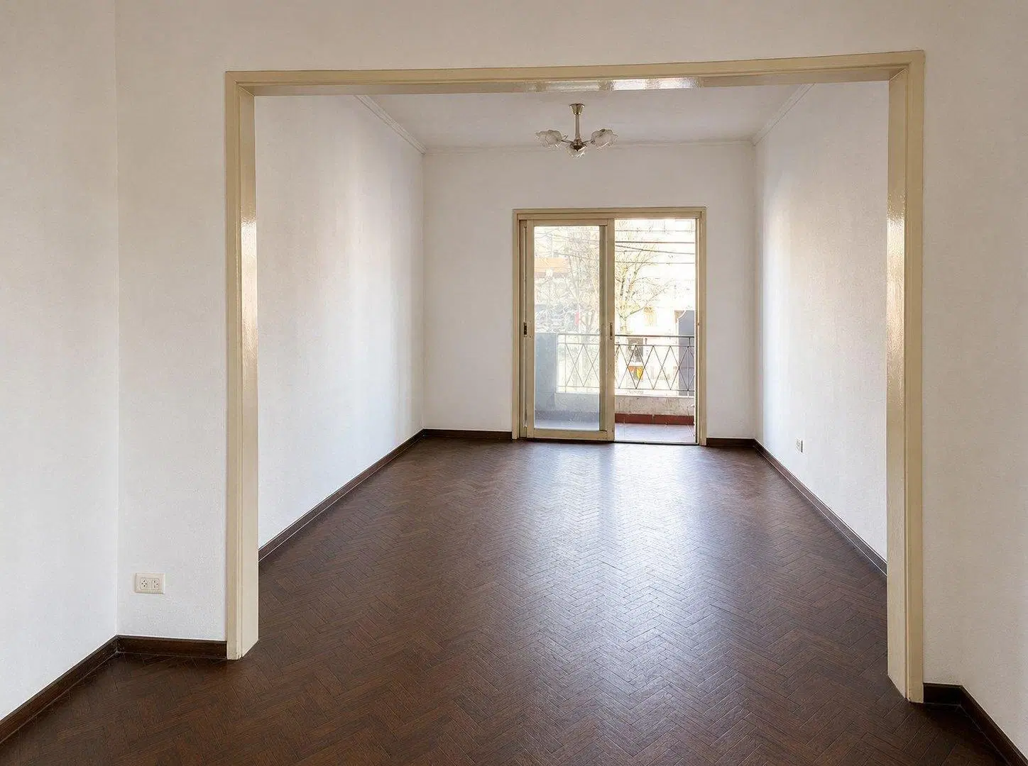 VENTA │PH 4 Amb. │3 Dorm. │2 Baños │1° piso al frente │Balcón y Terraza │sin expensas │Liniers 2