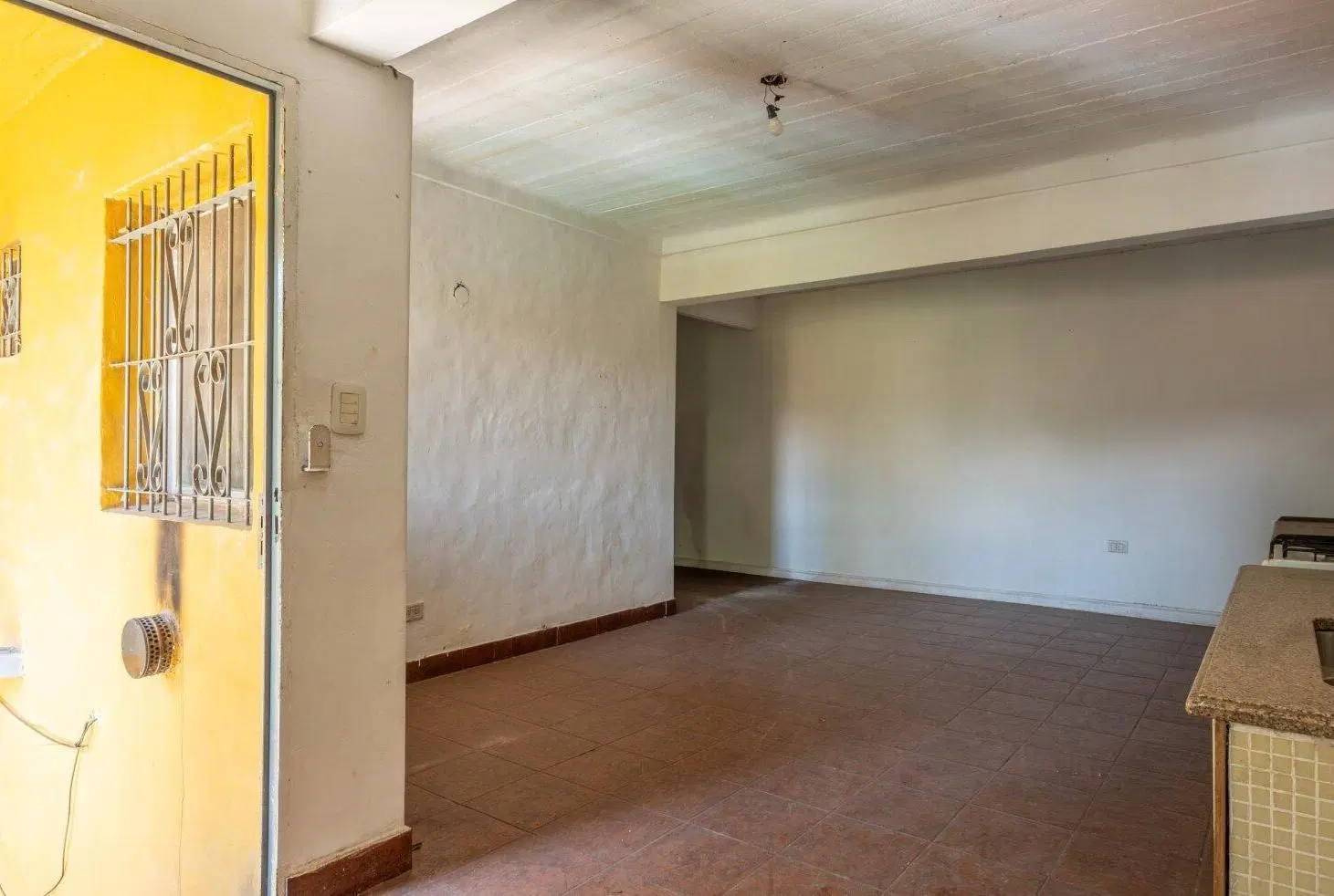 VENTA CASA Y LOCAL COMERCIAL TIGRE 8 AMB CON PILETA 5