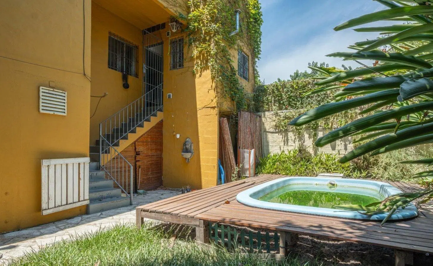 VENTA CASA Y LOCAL COMERCIAL TIGRE 8 AMB CON PILETA 3