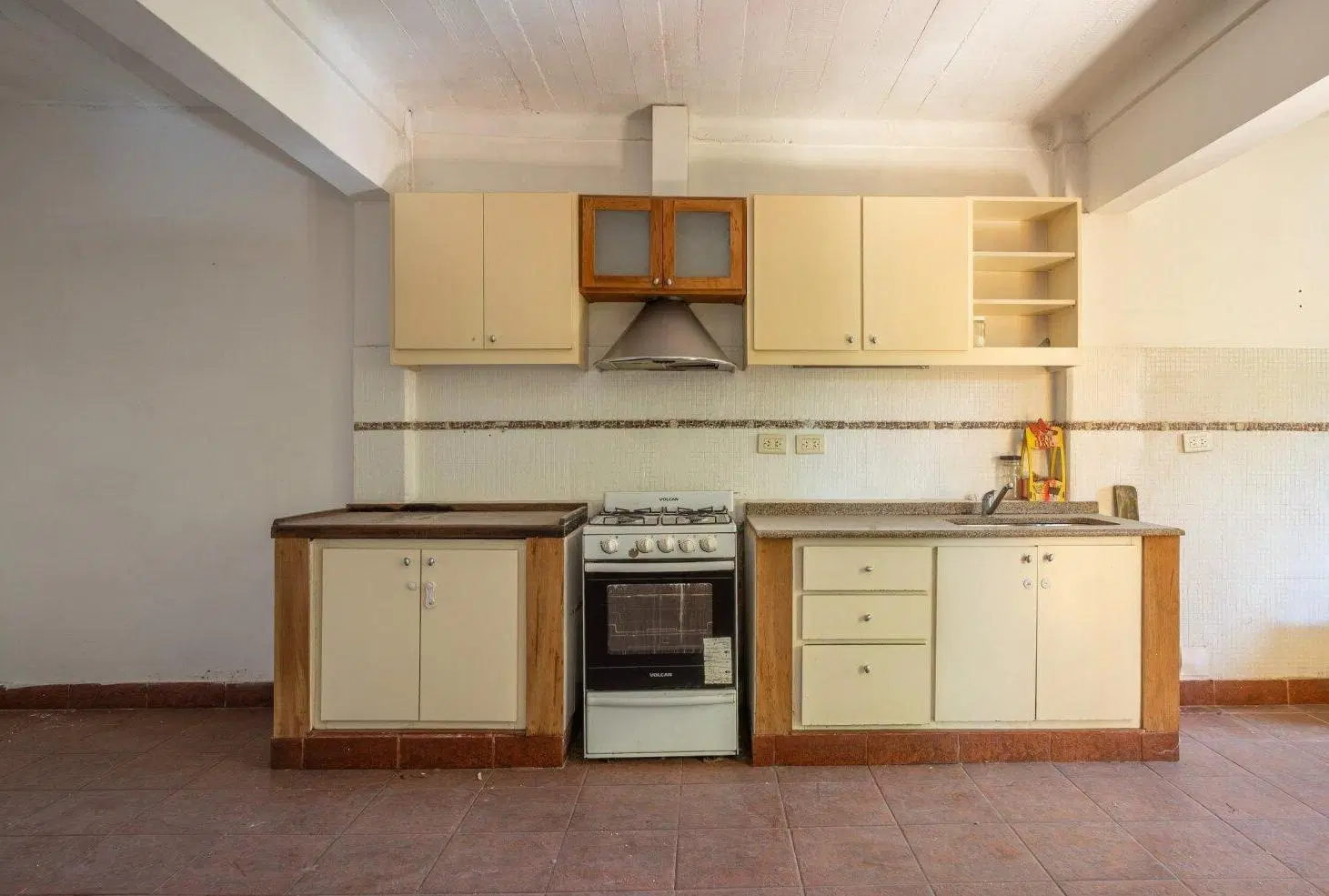 VENTA CASA Y LOCAL COMERCIAL TIGRE 8 AMB CON PILETA 4