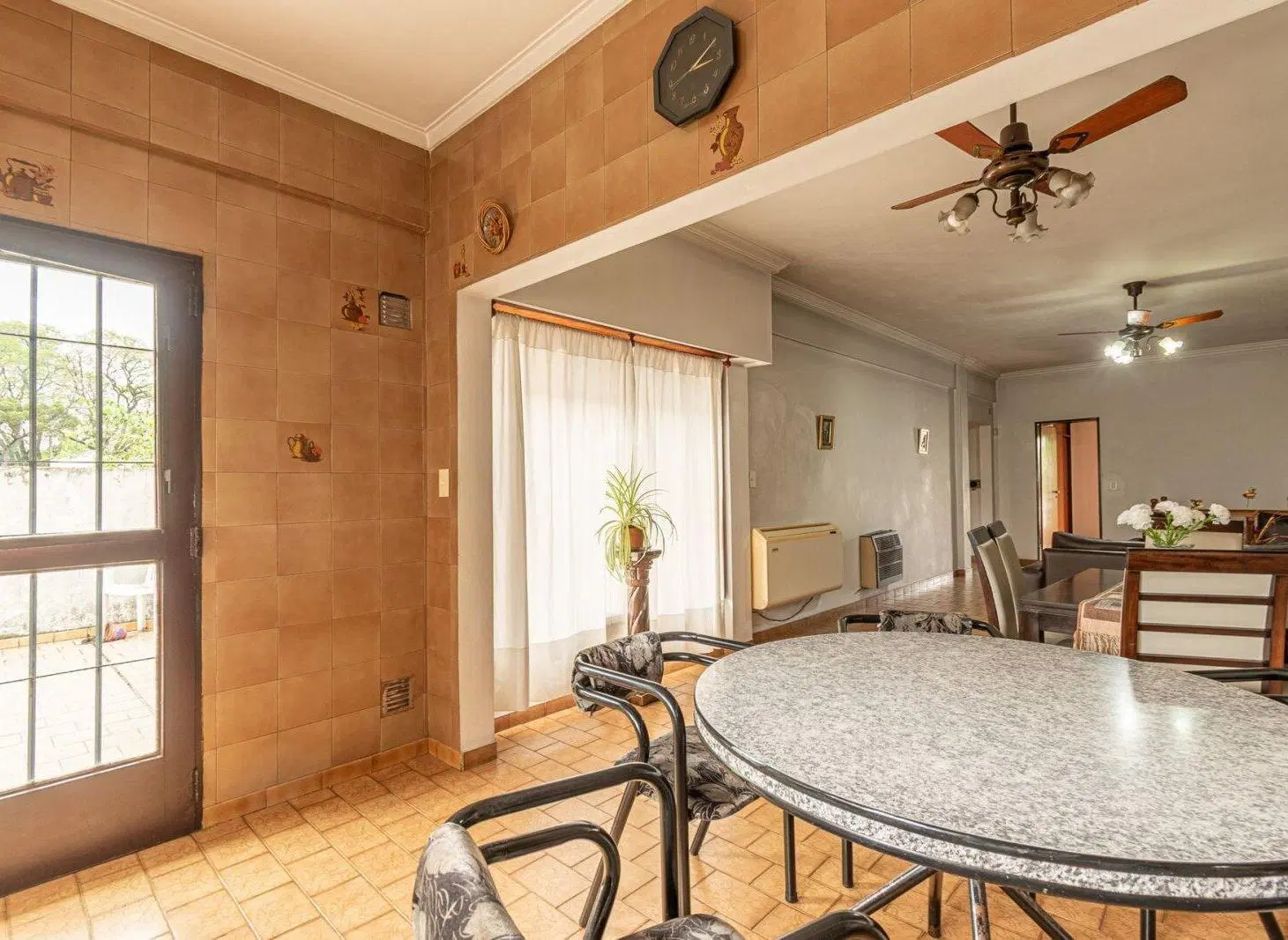 Venta Local con vivienda. Ituzaingó Sur Centro 5