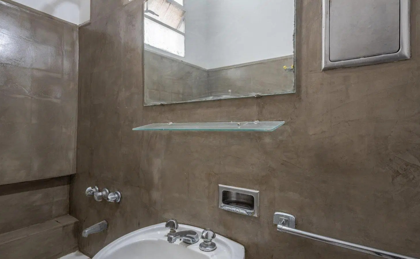 Venta Departamento 3 Ambientes Balvanera con Dependencia 2
