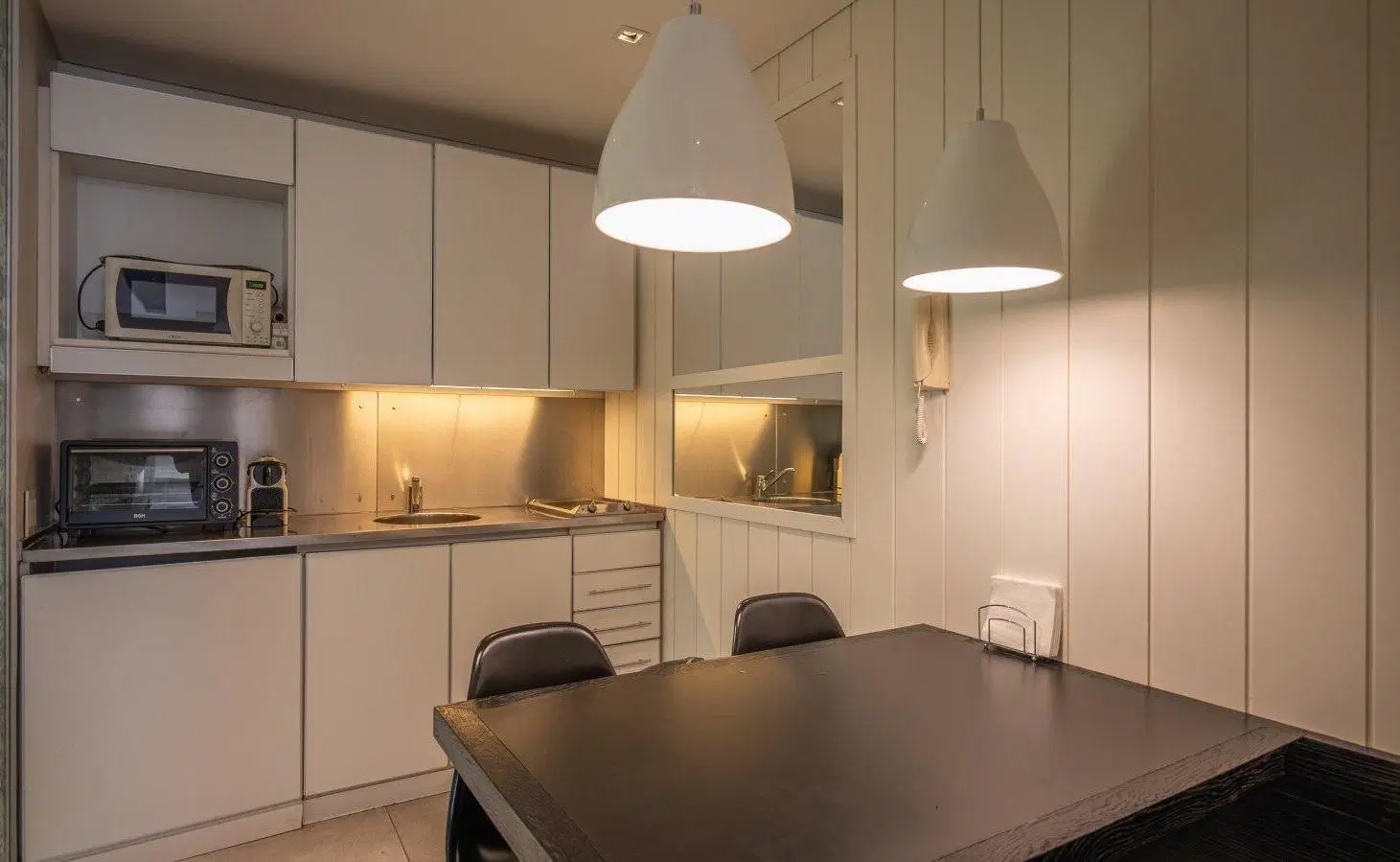 VENTA OFICINA TRIPLEX BAJO BELGRANO 6 AMBIENTES UNICA 4