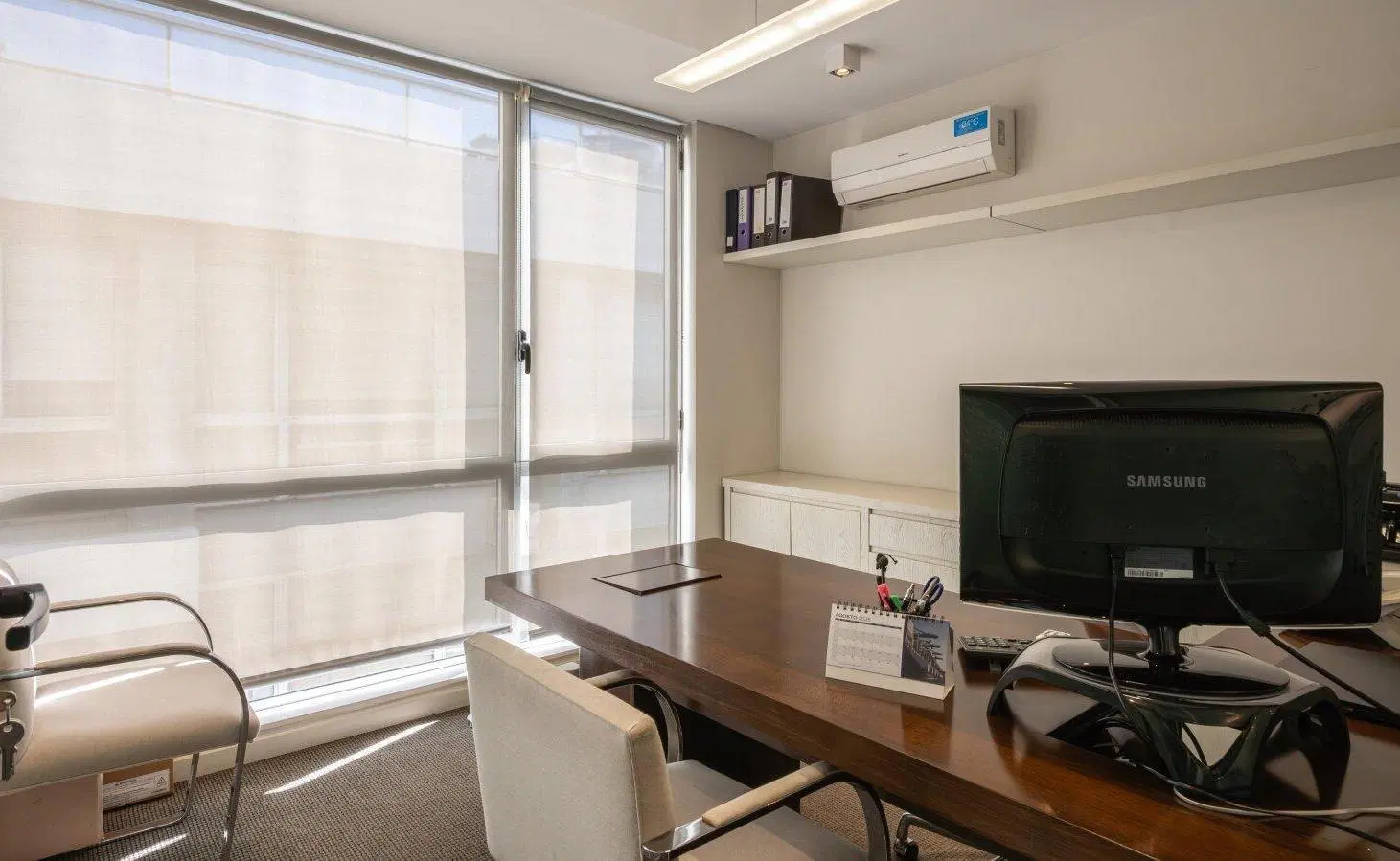 VENTA OFICINA TRIPLEX BAJO BELGRANO 6 AMBIENTES UNICA 5