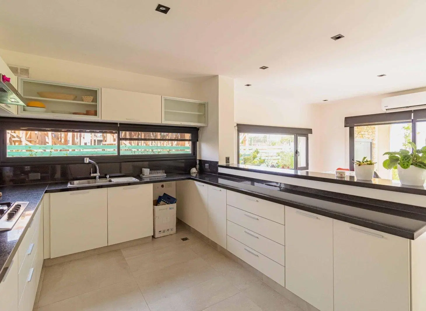 CASA EN VENTA PUERTOS DEL LAGO ESCOBAR 3