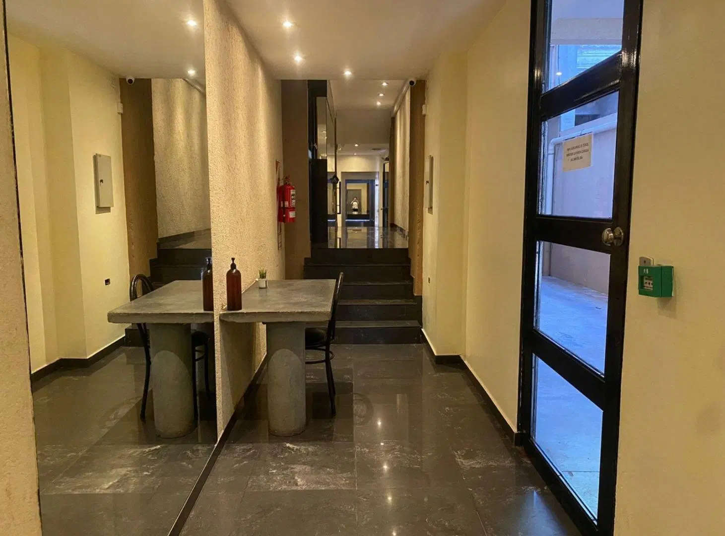MONOAMBIENTE EN AV.DORREGO LIMITE PALERMO C/PILETA 3