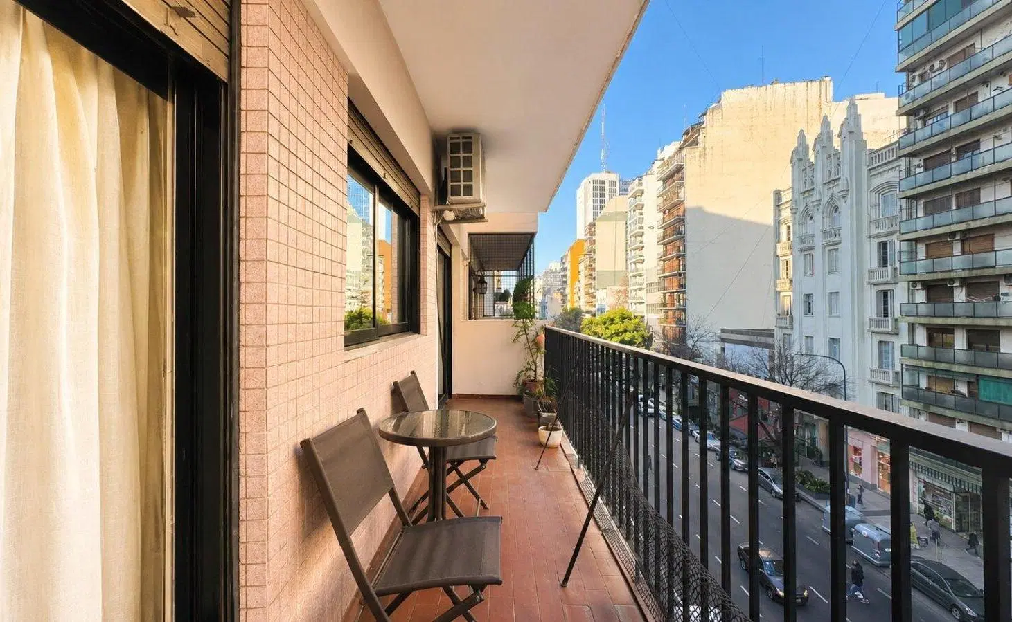 VENTA DPTO 4 AMBIENTES EN CABALLITO. UBICACION EXC 8