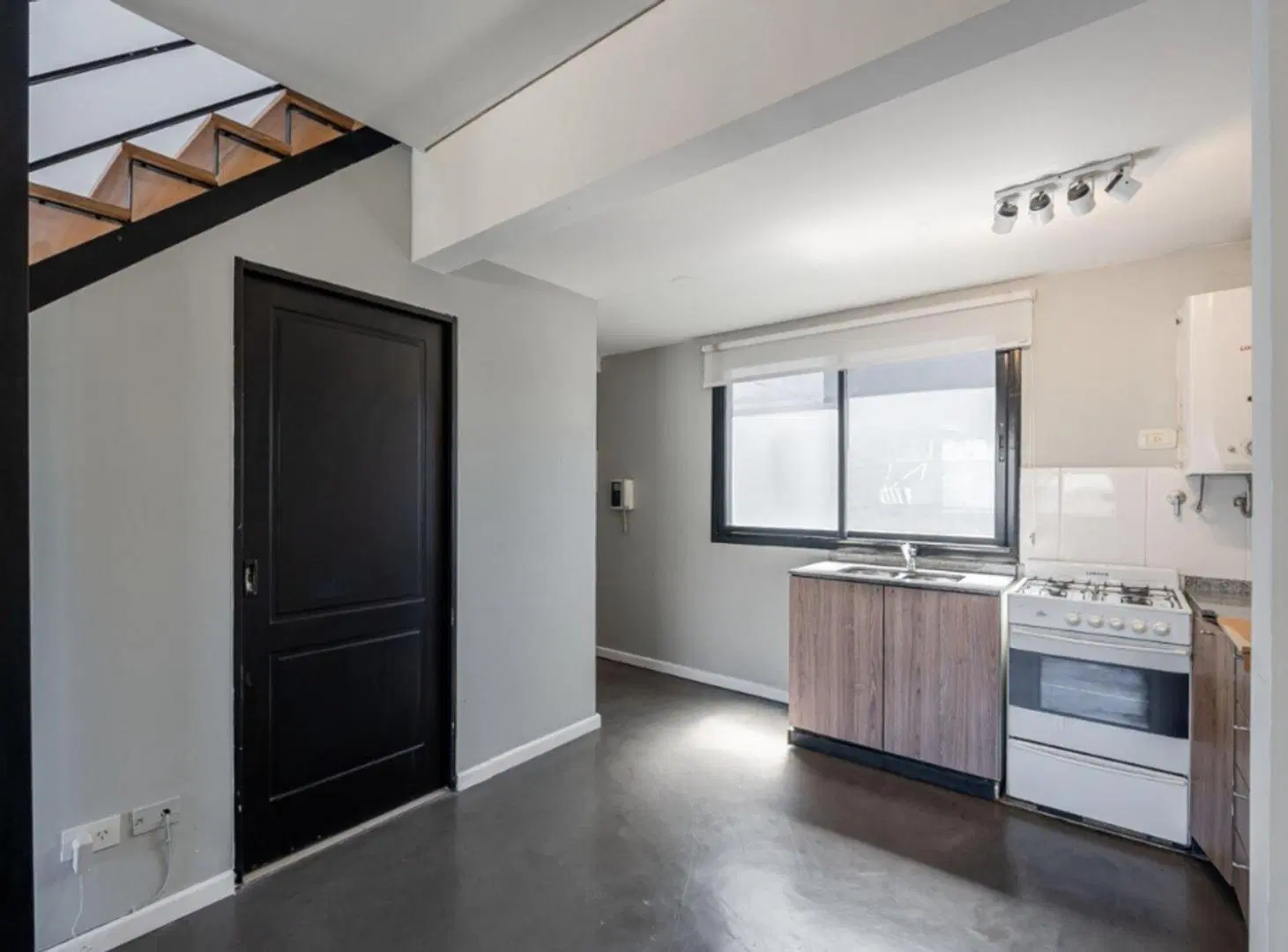 Venta Duplex 2 Amb con cochera y balcon en Nuñez 4