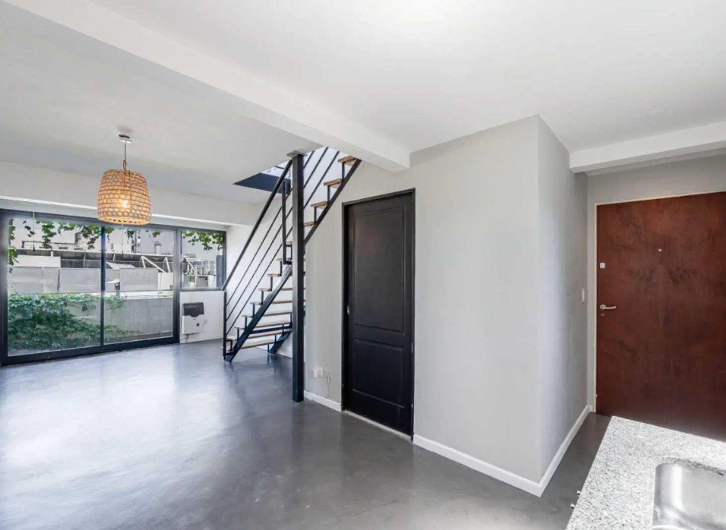 Venta Duplex 2 Amb con cochera y balcon en Nuñez 5