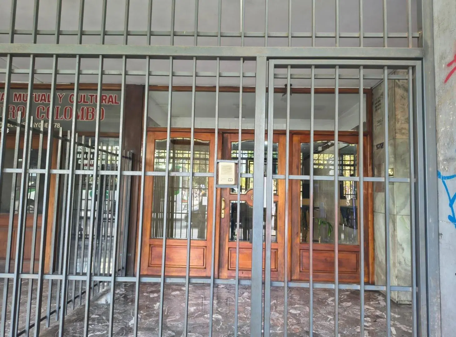 Venta dpto en Quilmes con balcón 5