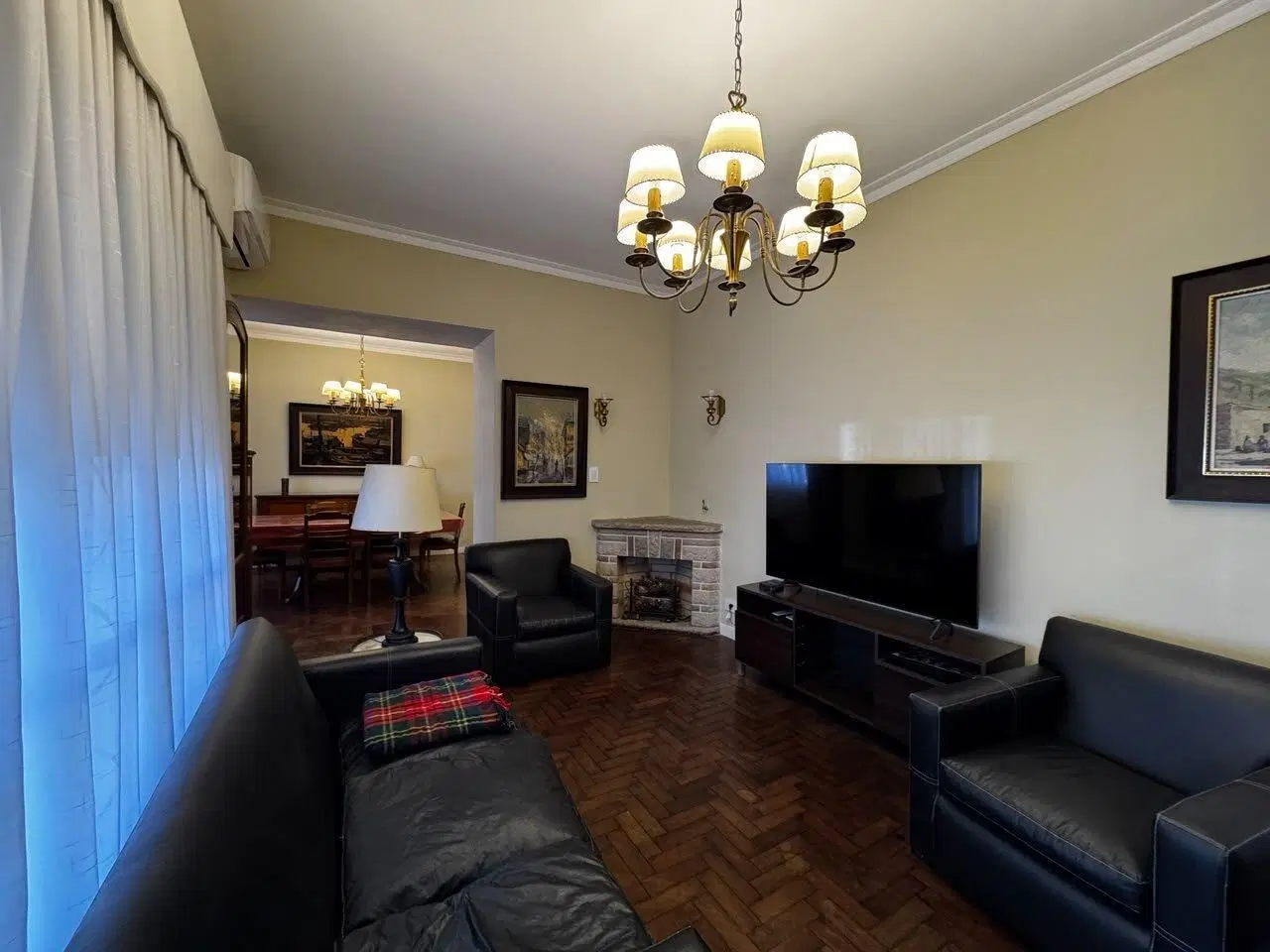 VENTA CASA 4 AMBIENTES CON PARQUE  Y COCHERA EN BANFIELD 3