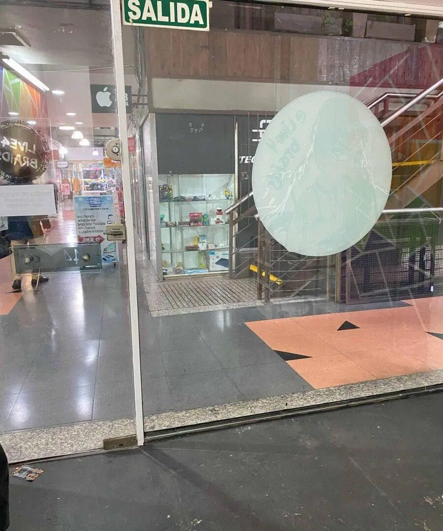 Oportunidad de inversión  Local comercial de 19 m² sobre Av. Santa Fe CABA 3