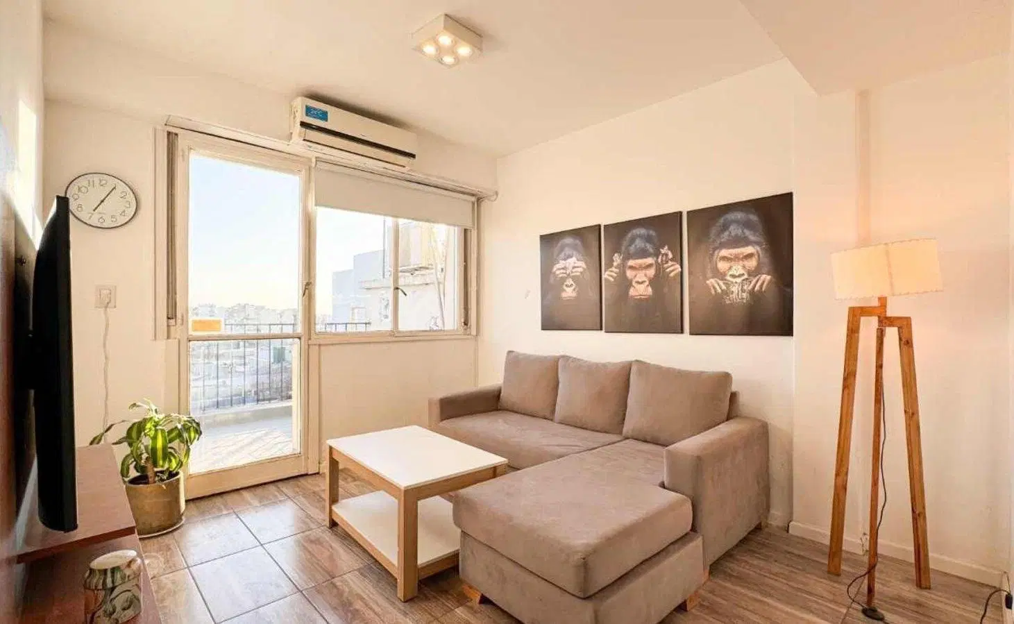 ALQUILER DEPTO 2 AMB C/ BALCON TERRAZA EN FLORES 3