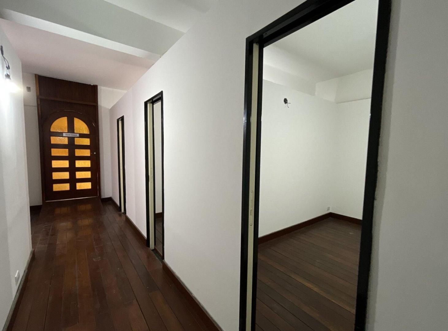 Foto de Alquiler Local Galería San José Flores, imagen 4