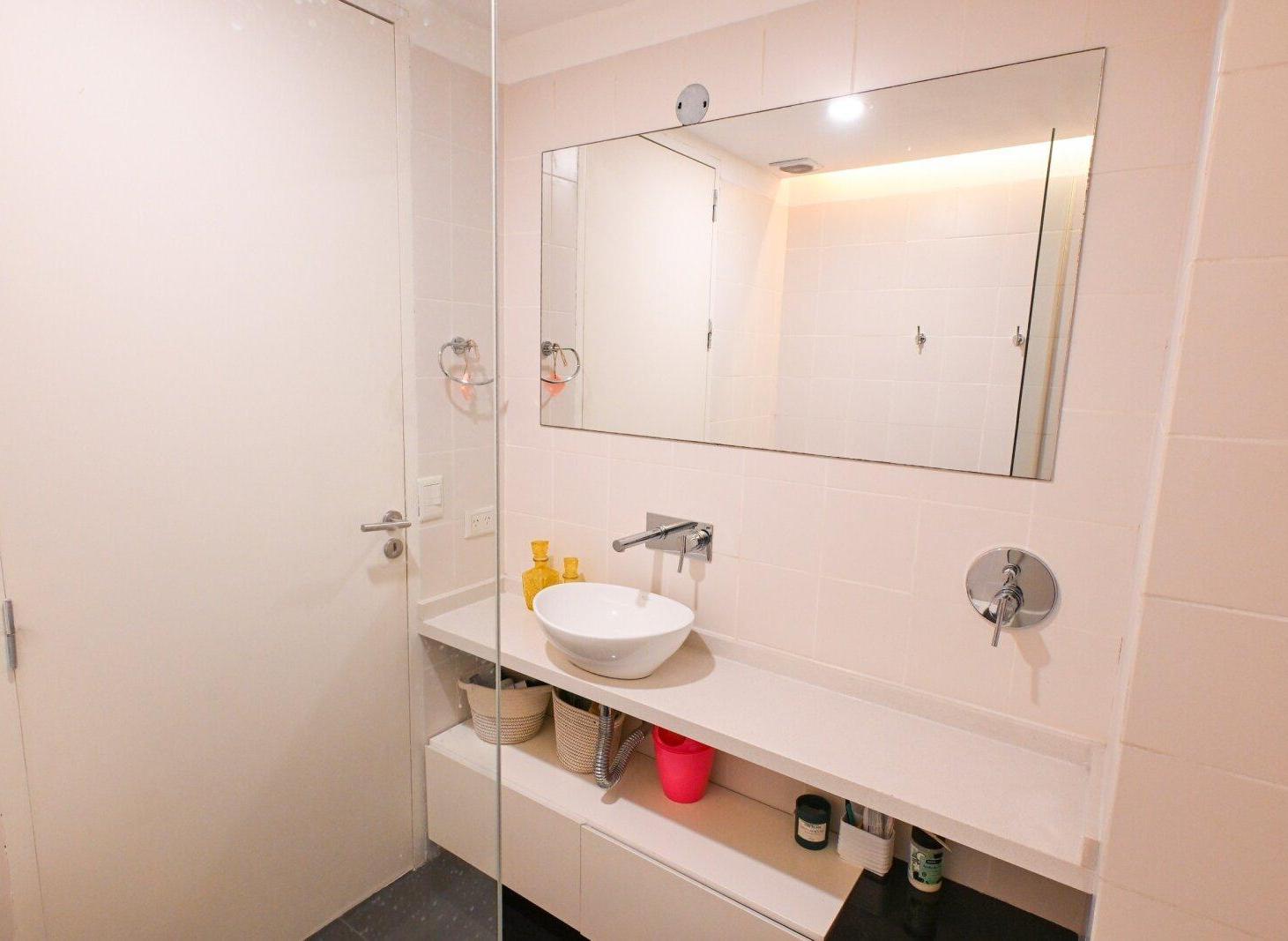 Foto de Venta Monoambiente en Florida. Con Cochera. Apto profesional, imagen 1