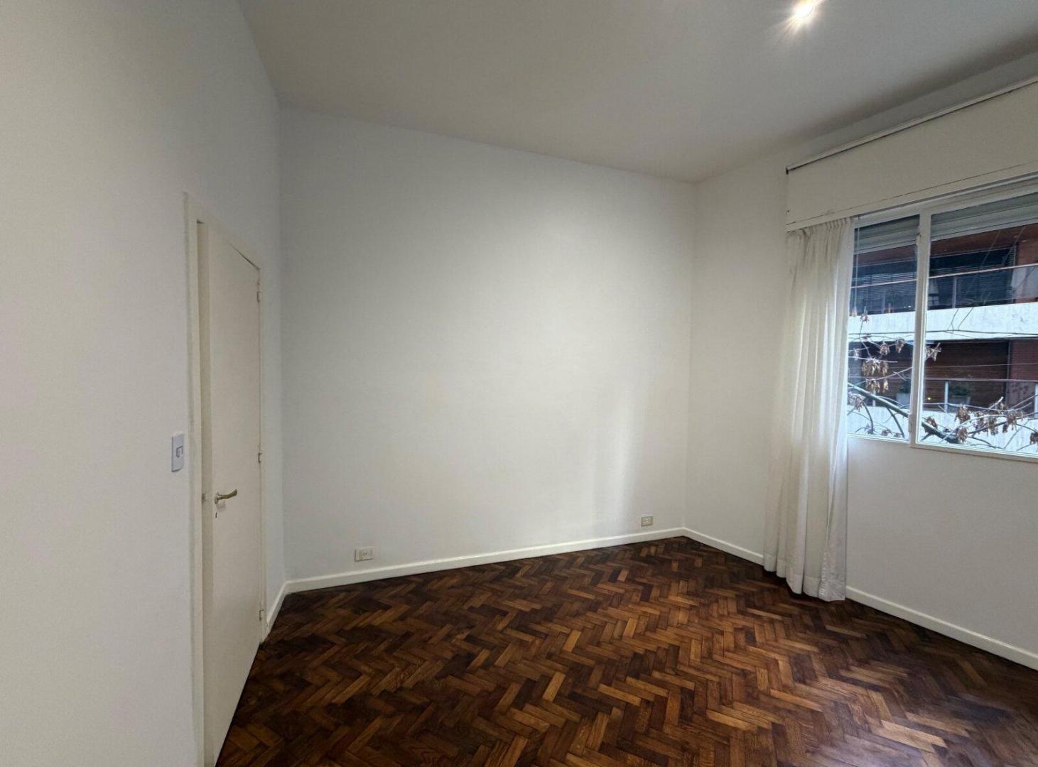Foto de Venta 2 ambientes en Recoleta/ plaza Vicente Lopez, imagen 2