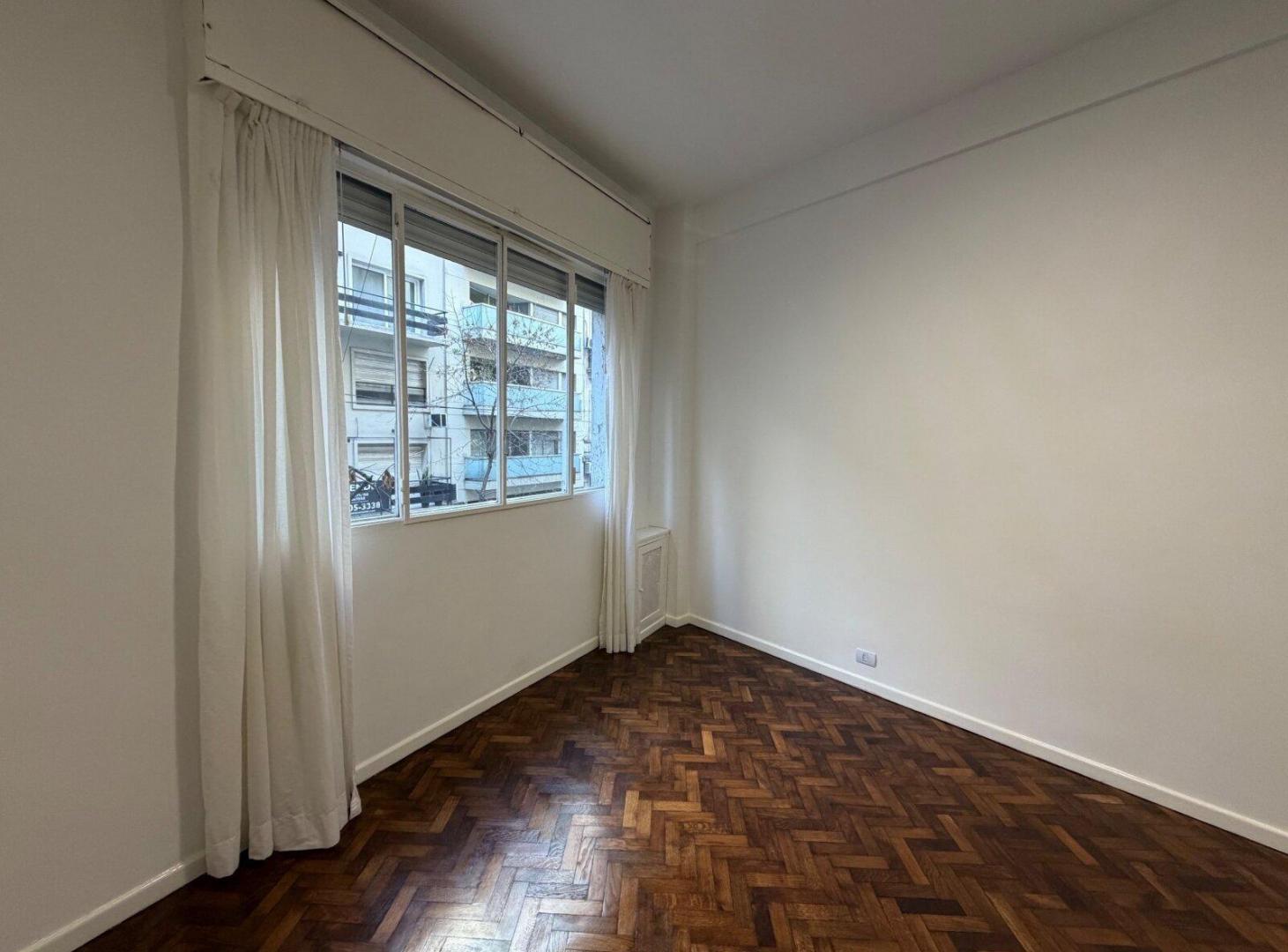 Foto de Venta 2 ambientes en Recoleta/ plaza Vicente Lopez, imagen 1