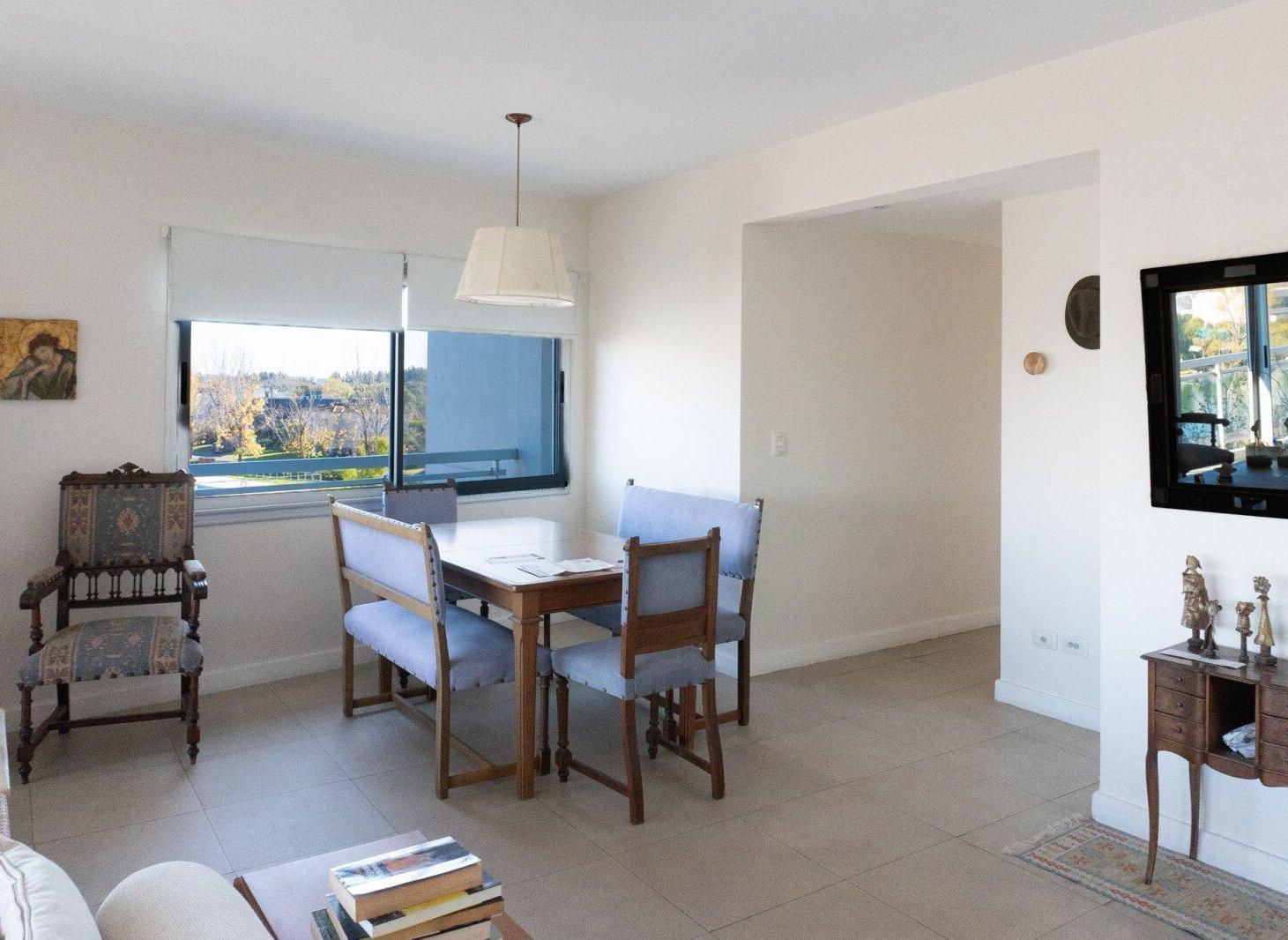 Foto de Venta Depto 3 amb - Cochera - Vista Abierta - Santa Barbara, imagen 2