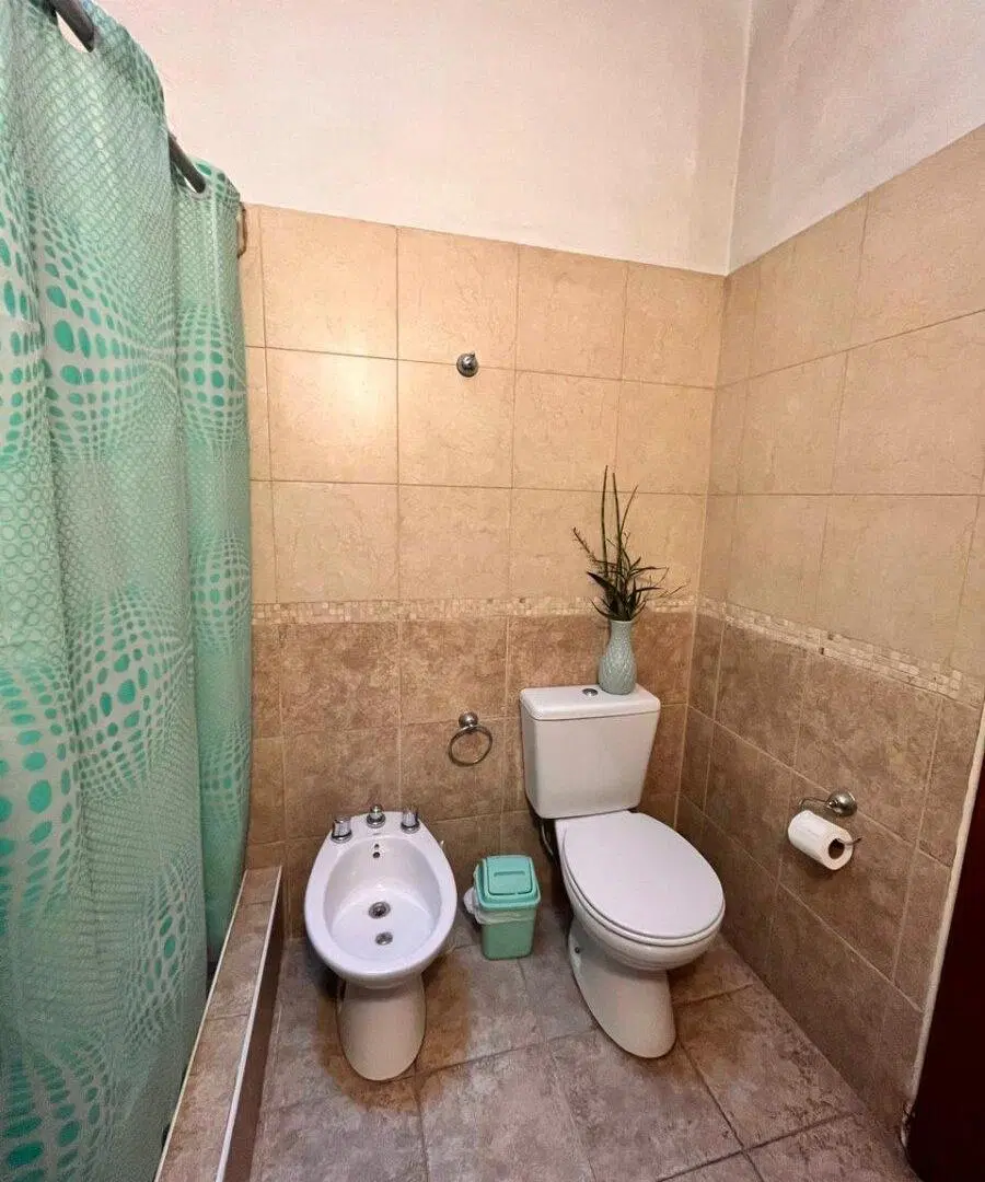 Casa Apto Credito  cuatro ambientes patio jardin y cochera cercana a la estacion. 8