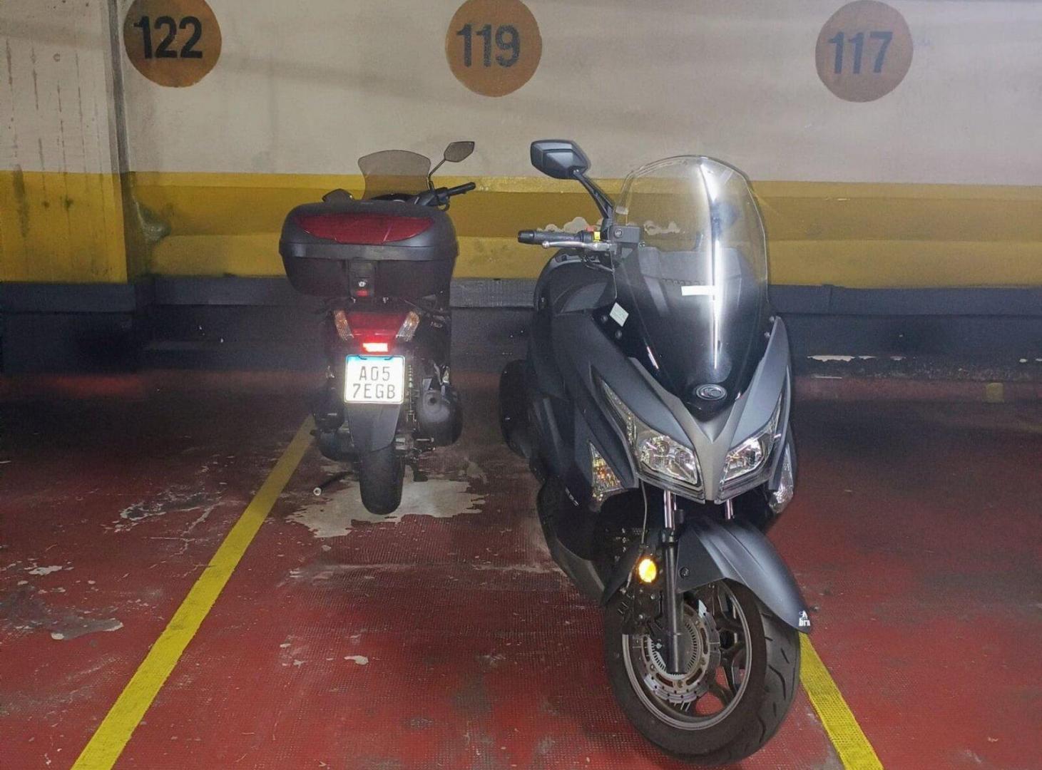 Foto de VENTA | INVERSIÓN EN RECOLETA | COCHERA PARA 2 MOTOS | ALTO POTENCIAL, imagen 5