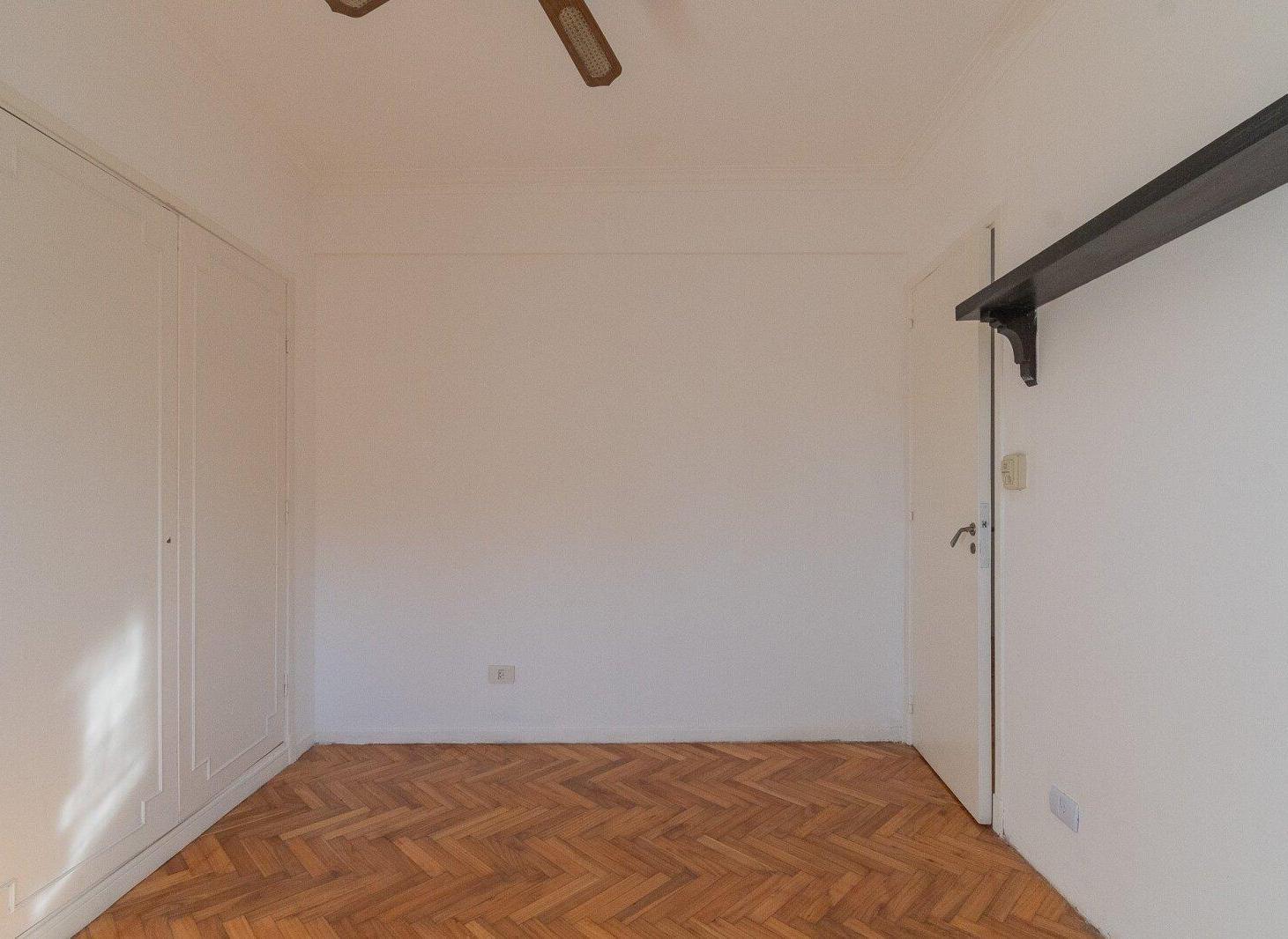 Foto de Venta departamento Belgrano 12º Piso al frente balcón, imagen 1