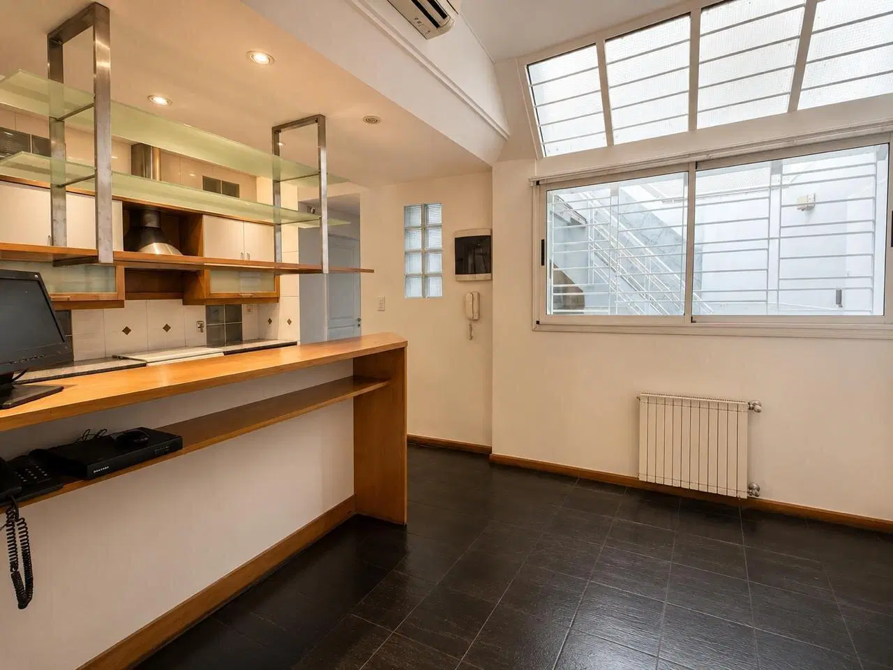 VENTA HERMOSO PH DE CATEGORIA EN V. URQUIZA R 3 AMBIENTES CON TERRAZA Y DOS BAÑOS COMPLETOS Y PATIO 8